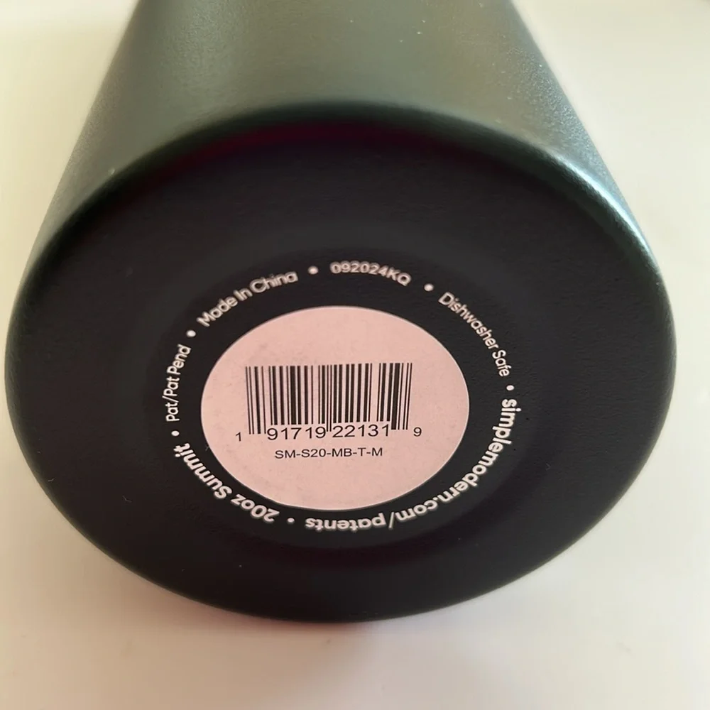Simple Modern Black Water Bottle BRAND NEW